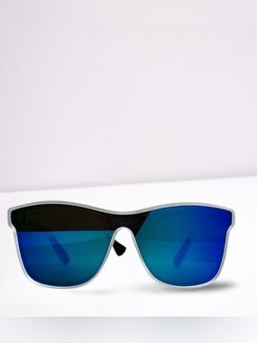 Mirrored Blue Lens Sunglasses
